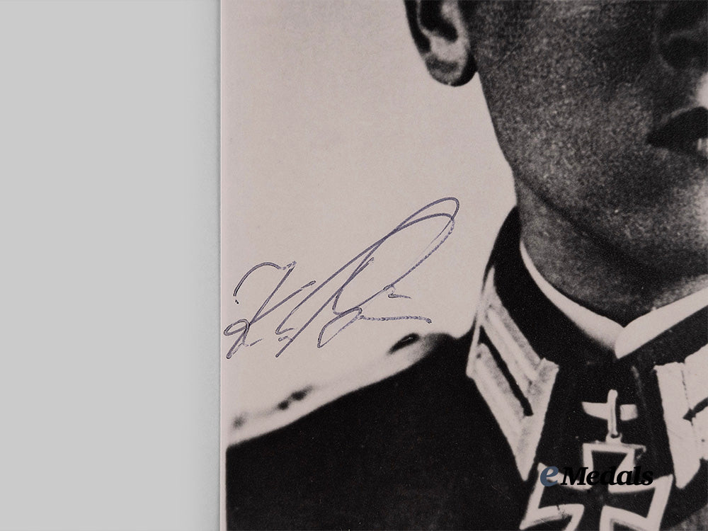 germany,_third_reich._a_lot_of_post-_war_signed_knight’s_cross_winner_photographs_e_medals__g62084_5