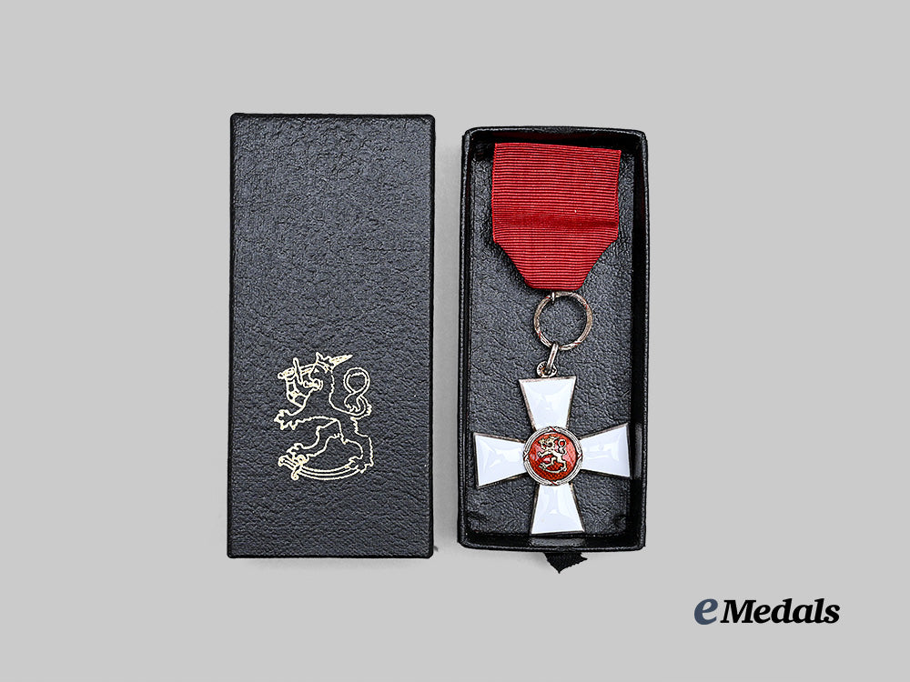 finland,_republic._an_order_of_the_lion,_civil_division,_knight,2000_e_medals__m0625-124_3