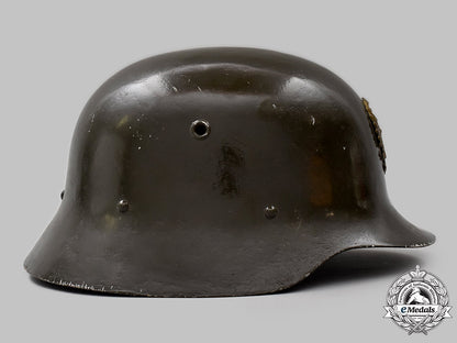 spain,_spanish_state._an_officer’s_parade_helmet,_by_casa_yustas,_c.1941_70_m21_mnc0714_1