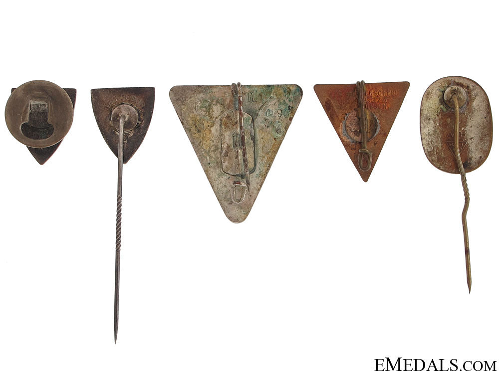 five_third_reich_period_enameled_badges_73.jpg50f7119314781