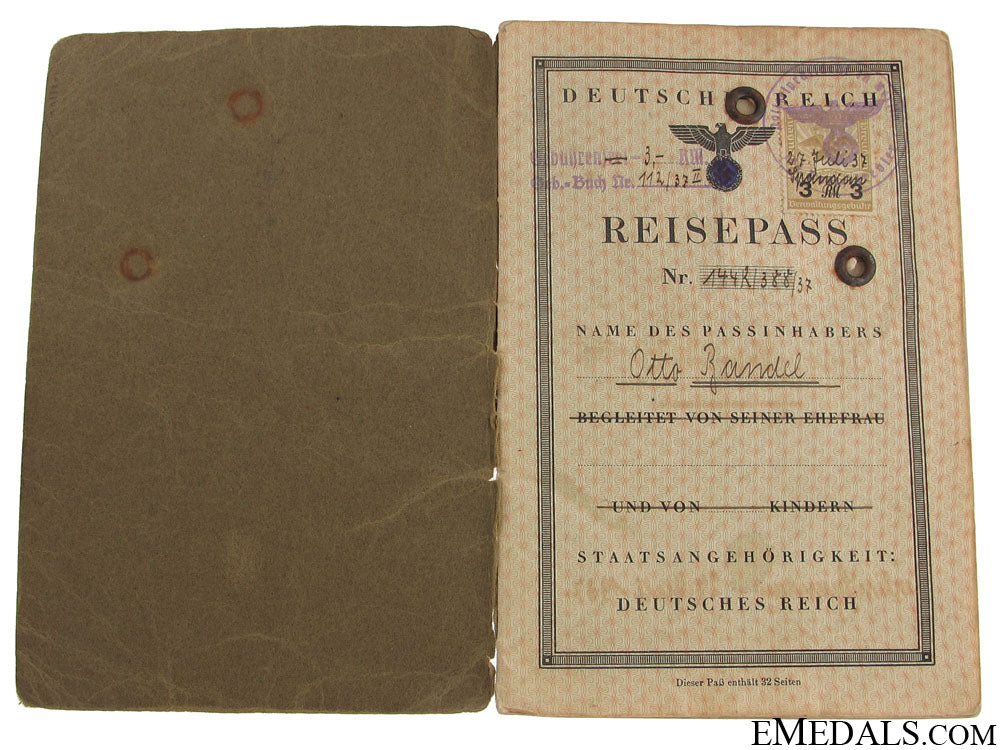 wehrpass,_reisepass&_arbeitsbuch_75.jpg516c0cd9f3bab