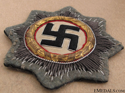 an_army_issue_german_cross_in_gold_75.jpg51f128dc644eb