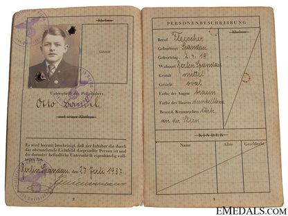 wehrpass,_reisepass&_arbeitsbuch_76.jpg516c0cdf697e2