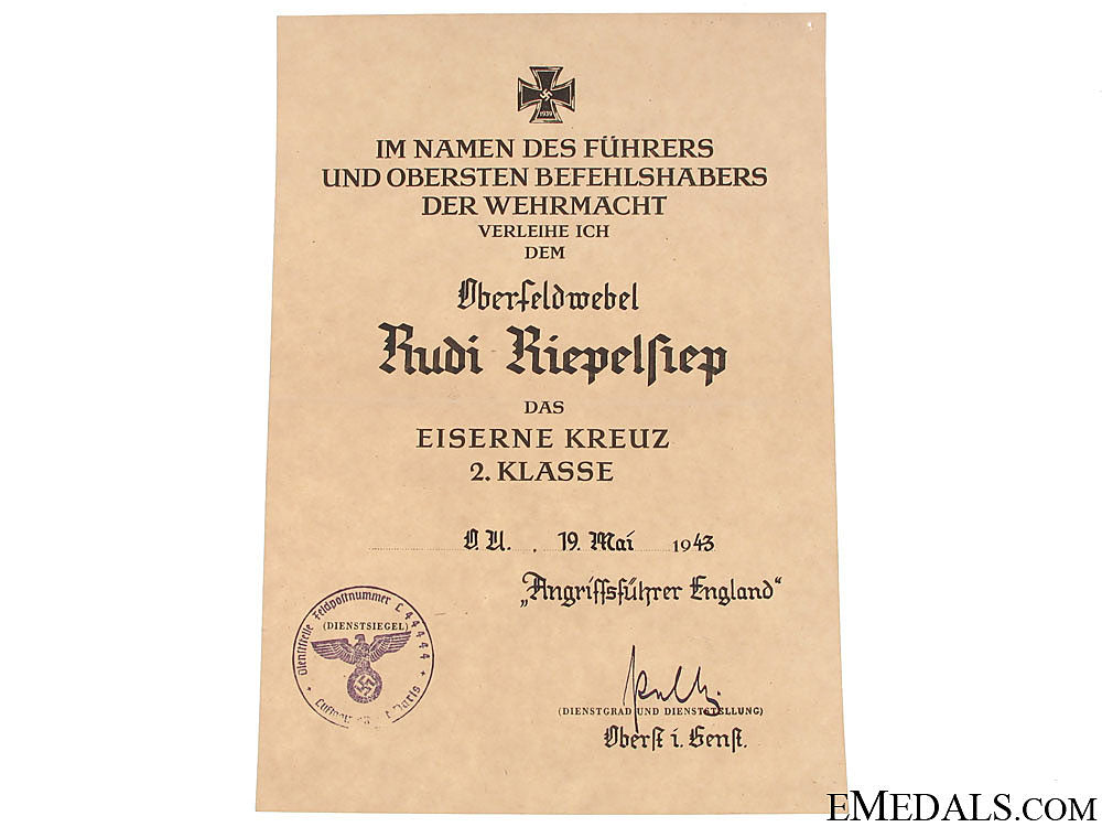 a_well_documented_group_to_a_luftwaffe_pilot_76.jpg50e6ec9d824f4