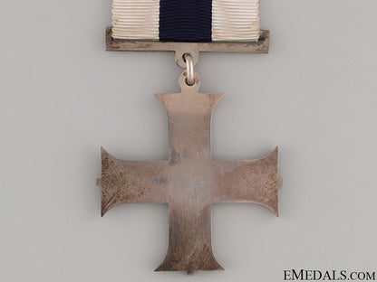 a_cased_wwi_issue_military_cross_76.jpg524ae9f032b13