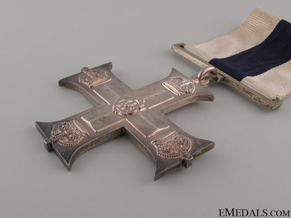 a_cased_wwi_issue_military_cross_77.jpg524ae9f5a8b15