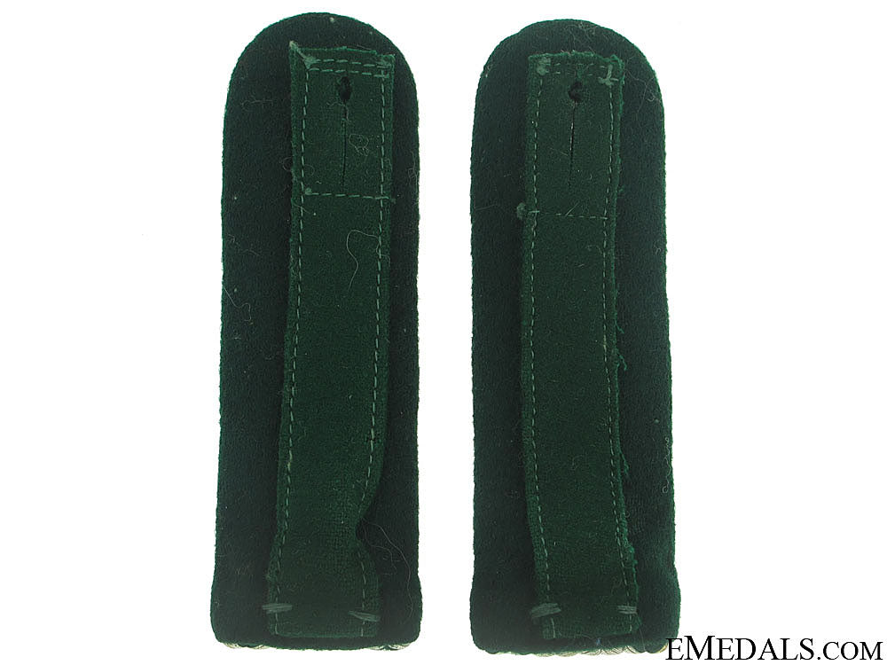 pair_of_shoulder_boards-_customs_officer_77.jpg509522c3386ff