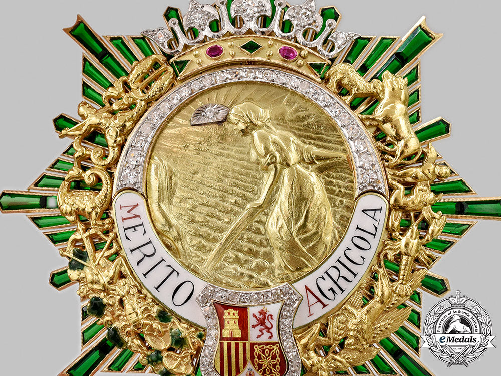 spain,_fascist_state._a_superb_order_for_agricultural_merit,_grand_cross_star_in_gold&_diamonds,_c.1935_79_m21_mnc5793_1_1_1
