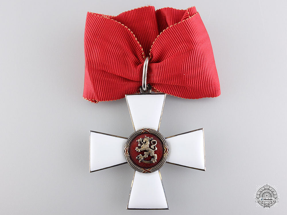 a_finnish_order_of_the_lion;_commander's_neck_cross_7.jpg547f341f026bd