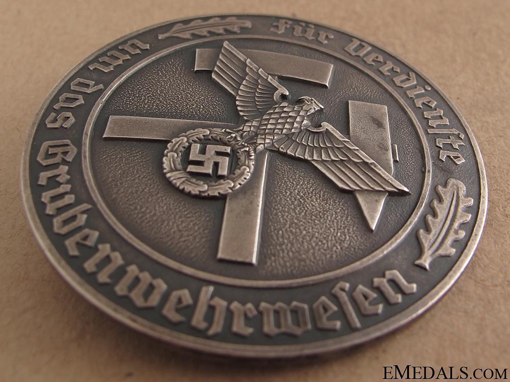 mine_rescue_decoration_7.jpg51717f5b660f8