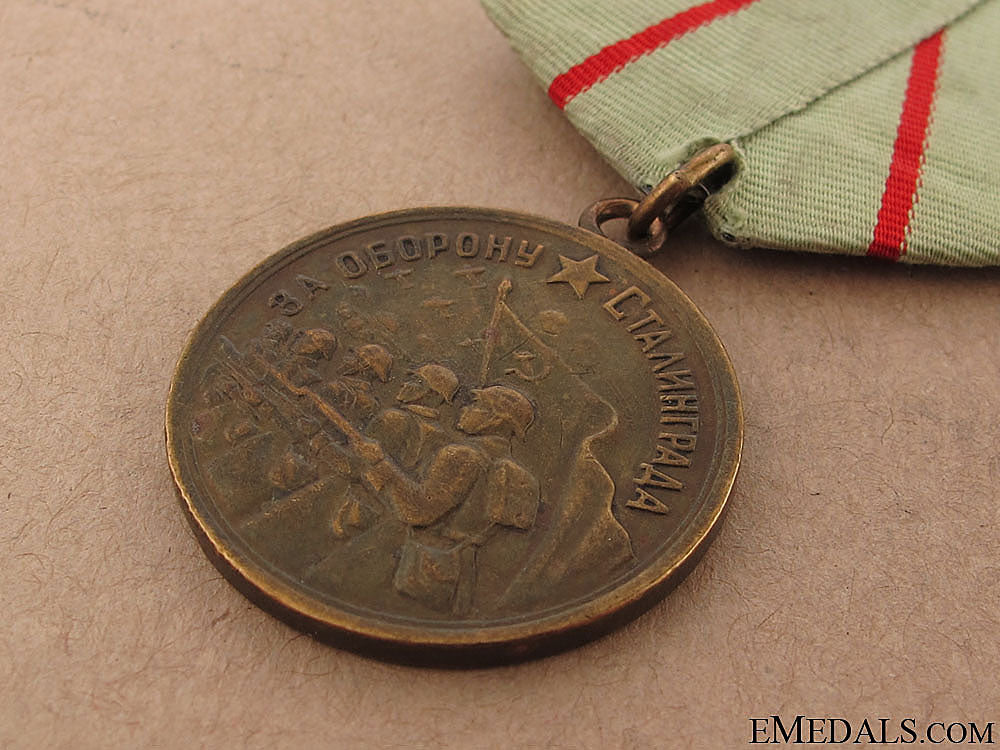 medal_for_the_defence_of_stalingrad_7.jpg50c768fe6cab0