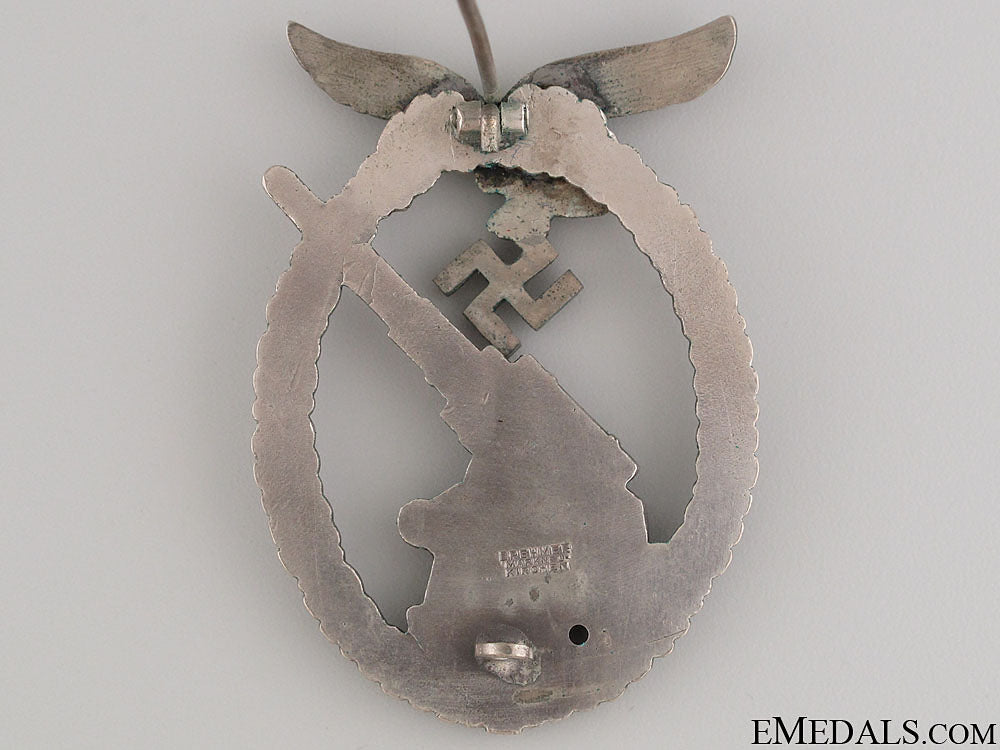 an_early_cased_flak_badge_by_brehmer_7.jpg5261445592496