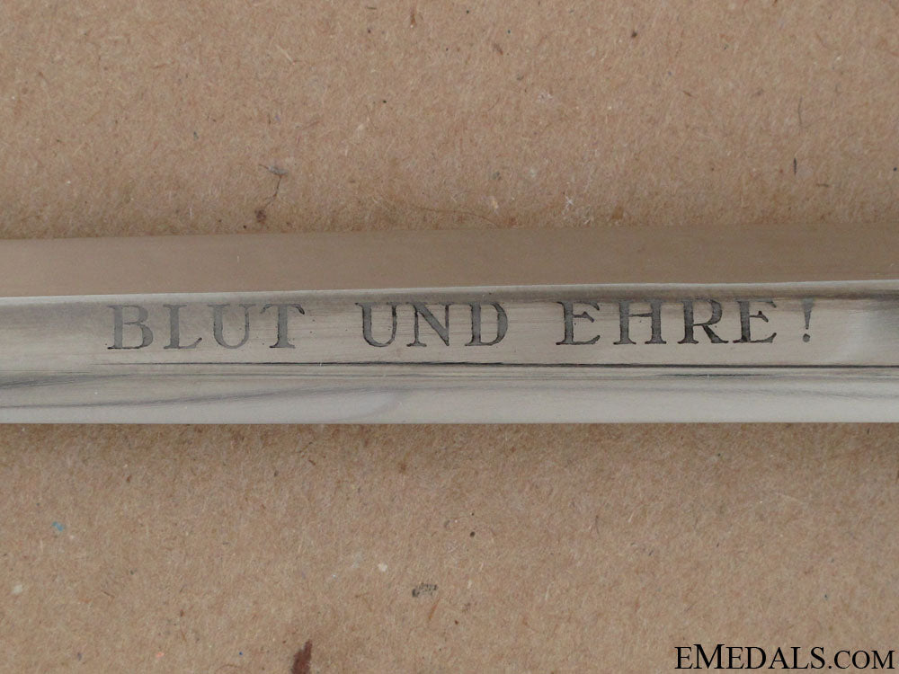 hitler_youth_leader's_dagger_by_hörster_7__2_.jpg522dd4bfe7664
