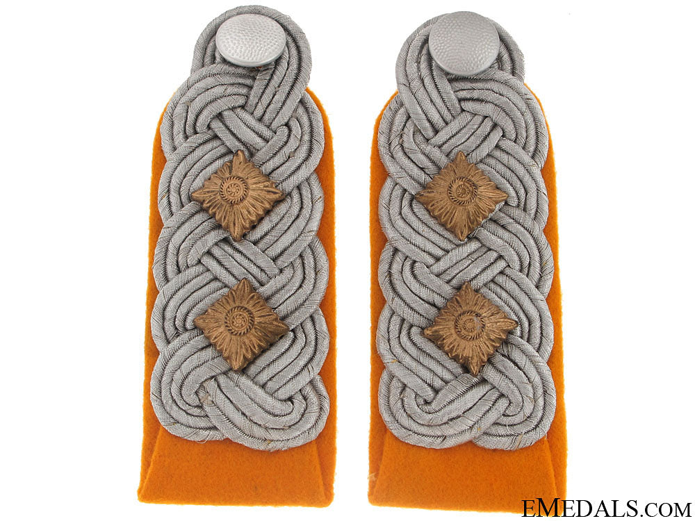 flight_oberst_collar_tabs&_shoulder_boards_7.jpg508fce6e66ccc