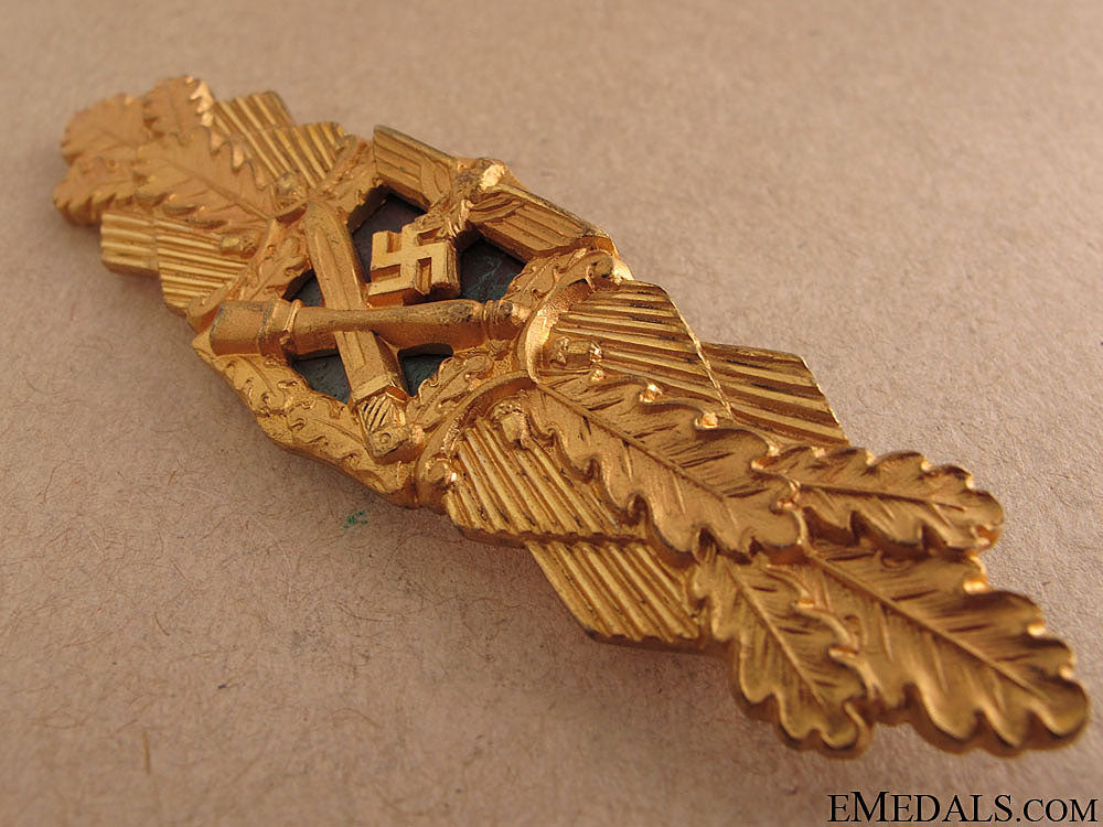 ultra_rare_gold_presentation_close_combat_clasp_7.jpg51683ae8266a4
