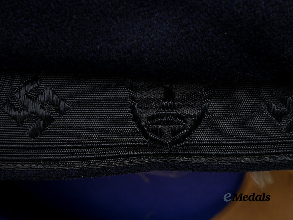 germany,_third_reich._an_n_s_r_k_b_member’s_visor_cap_e_medals__g62741_11