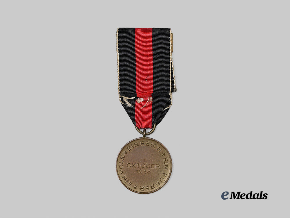 germany,_third_reich._a_sudetenland_medal,_with_prague_castle_bar_e_medals__g62791_5