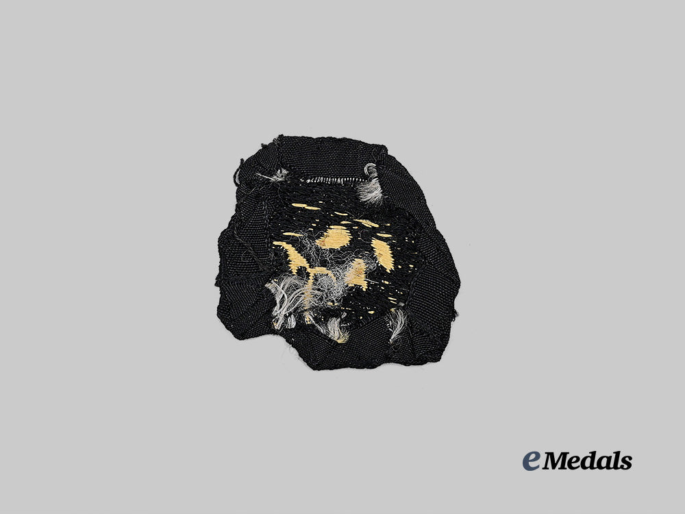 germany,_s_s._a_waffen-_s_s_tropical_cap_totenkopf_insignia_e_medals__g62987_3
