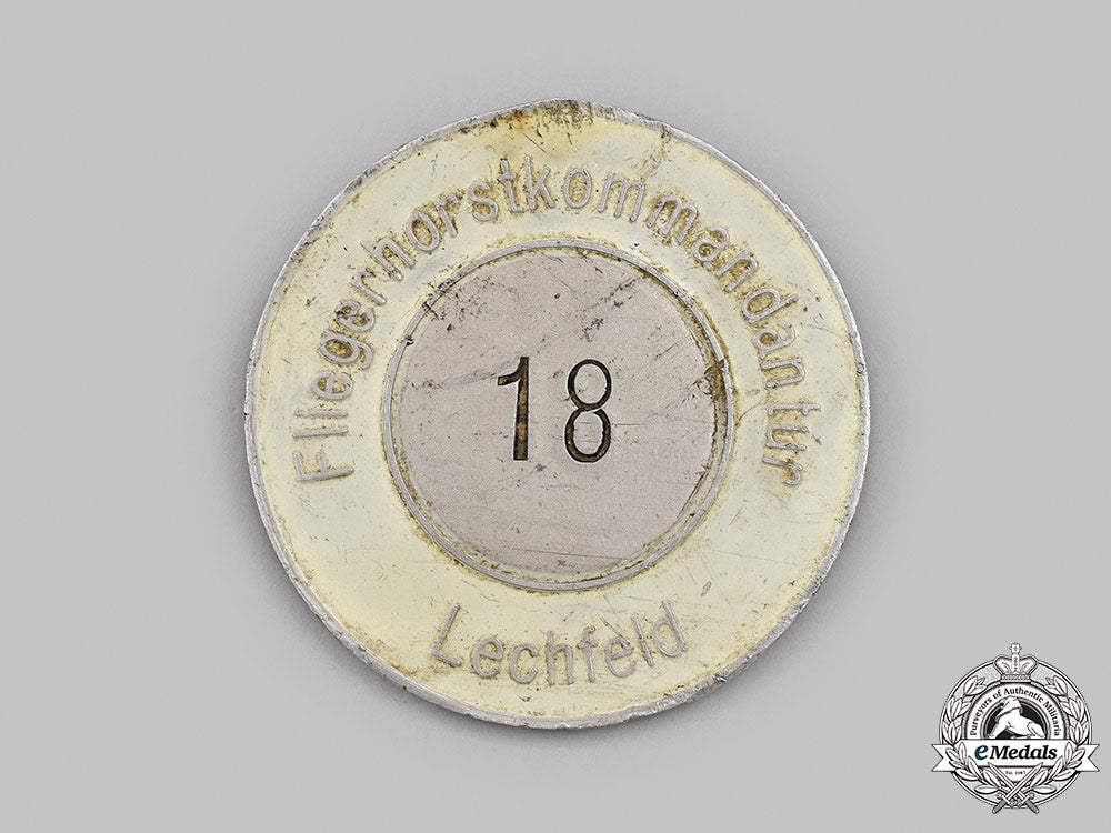 germany,_luftwaffe._a_fliegerhorstkommandantur_lechfeld_identity_disc_80_m21_mnc8224