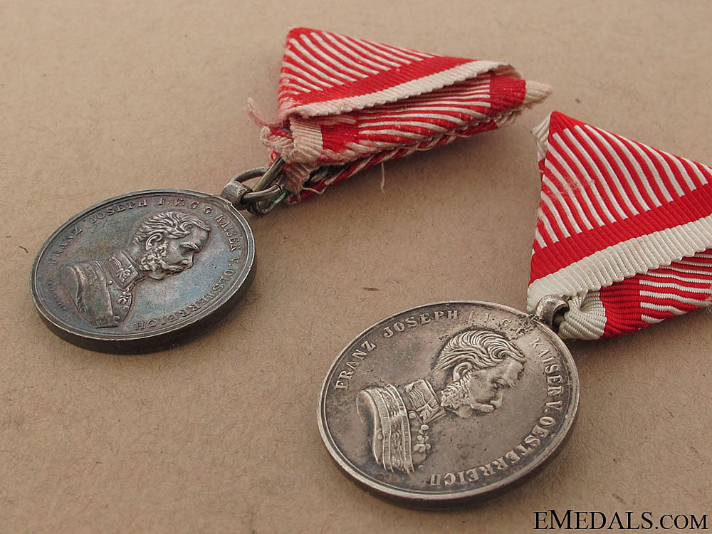 two_silver_bravery_medals_81.jpg508fd9801f929
