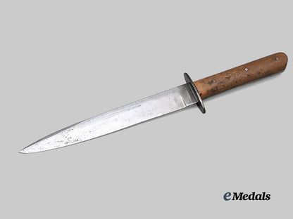 austria,_empire._an_m17_austro-_hungarian_trench_knife_with_steel_scabbard&_belt_loop_e_medals__e_u24937_4