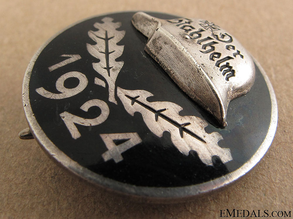 stahlhelm_membership_badge1924-_engraved_83.jpg5134eb3b8b880