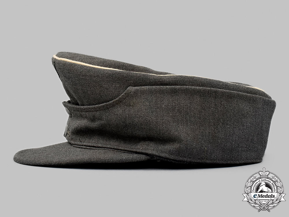 germany,_ss._a_waffen-_ss_officer’s_m43_field_cap,_c.1944_84_m21_mnc6348