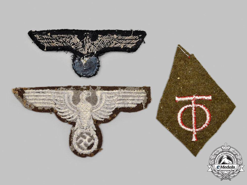 germany,_third_reich._a_mixed_lot_of_uniform_insignia_85_m21_mnc8503_1