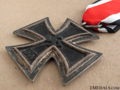 Iron Cross Second Class 1939 - Marked 24