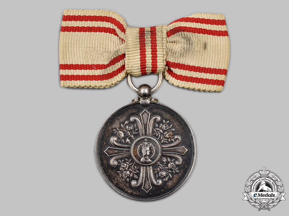 austria,_empire._an_order_of_elisabeth,_medal_grade,_c.1910_87_m21_mnc5322_1