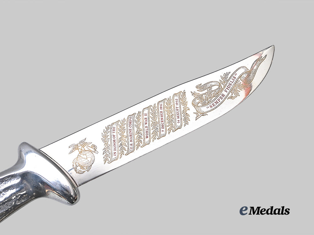united_states._a_set_of_northwest_commemorative_murphy_combat_knives_e_medals__w8638_7