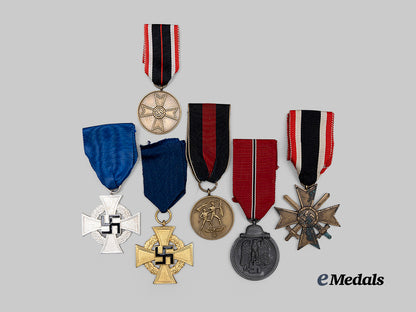 germany,_third_reich._a_mixed_lot_of_awards_for_military_and_civil_service_e_medals__g62819_2