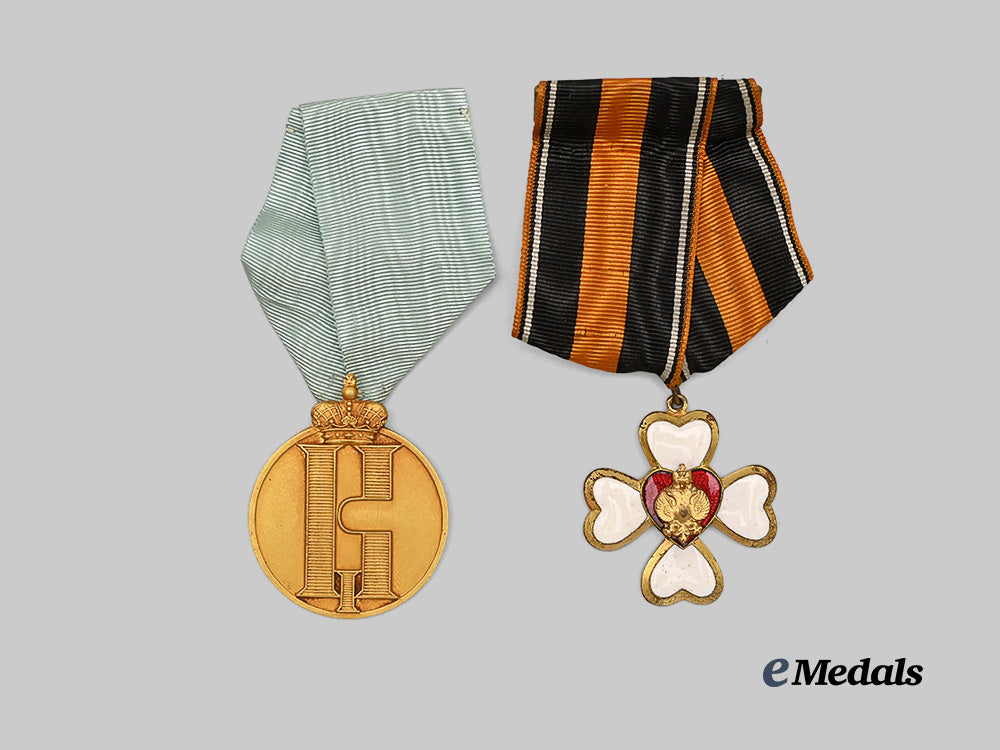 russia,_imperial._an_order_of_nicholas_the_miracle_worker_and_a_medal_for_diligence_and_help_e_medals__e_u24385_2