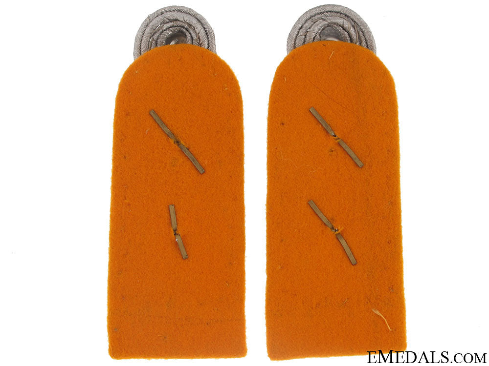 flight_oberst_collar_tabs&_shoulder_boards_8.jpg508fce74567e7