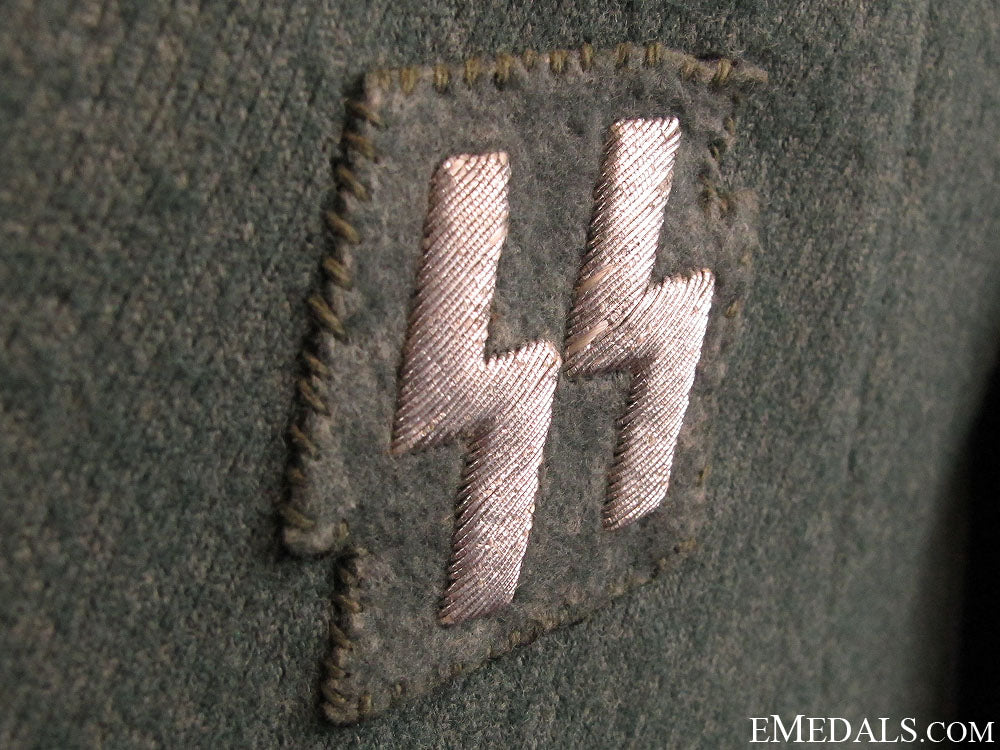 schutzpolizei_revier-_hauptmann_dress_tunic_8.jpg51d477413df67