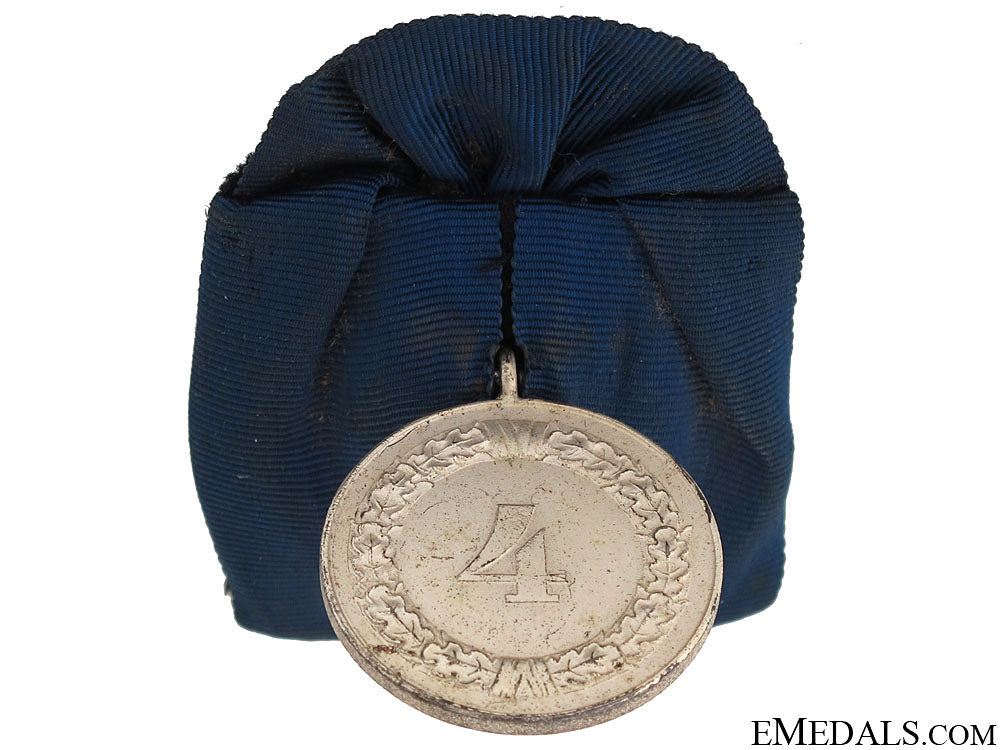 army_four_years_long_service_medal_8.jpg514c6fd2d2105