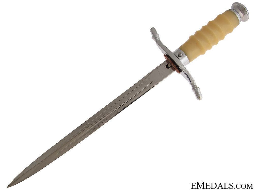 ddr_army_officer's_dagger_8.jpg518d099c2eed5