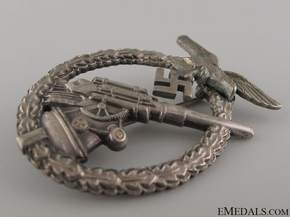 an_early_cased_flak_badge_by_brehmer_8.jpg5261445a665fe