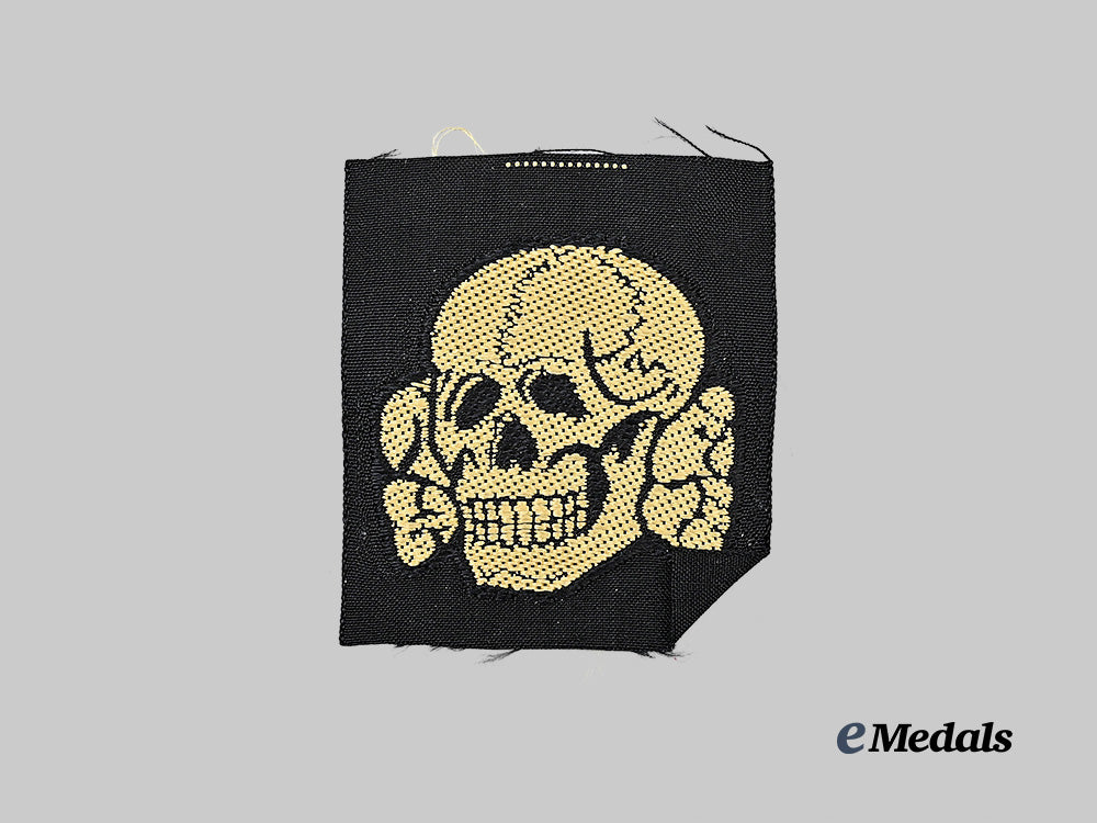 germany,_s_s._a_mint_waffen-_s_s_tropical_cap_totenkopf_insignia_e_medals__g62961_2