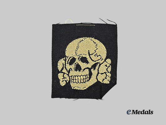 germany,_s_s._a_mint_waffen-_s_s_tropical_cap_totenkopf_insignia_e_medals__g62961_2