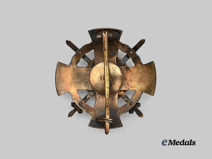 hungary,_kingdom._an_order_of_the_holy_crown,_officer_with_swords_and_war_decoration,_c.1943_e_medals__e_u24368_4