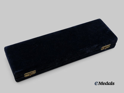united_states._a_u._s_navy_vietnam_commemorative_bayonet_of_honour,_in_case_e_medals__w8472_2