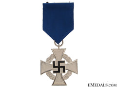 Faithful Service Cross
