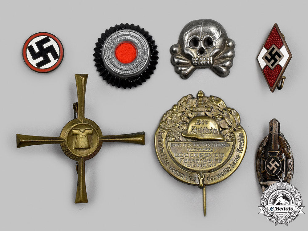 germany._a_mixed_lot_of_badges_and_insignia_96_m21_mnc7853
