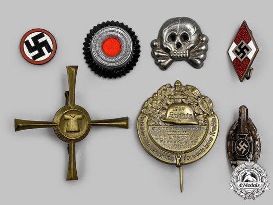 germany._a_mixed_lot_of_badges_and_insignia_96_m21_mnc7853