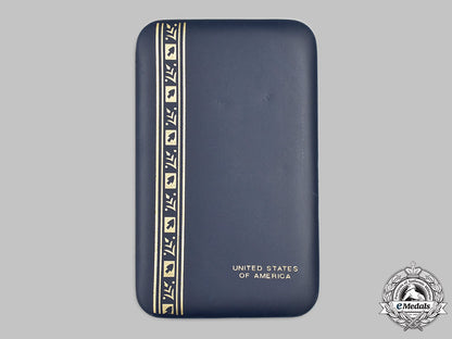 united_states._a_legion_of_merit,_chief_commander_with_case_97_m21_mnc5498_1