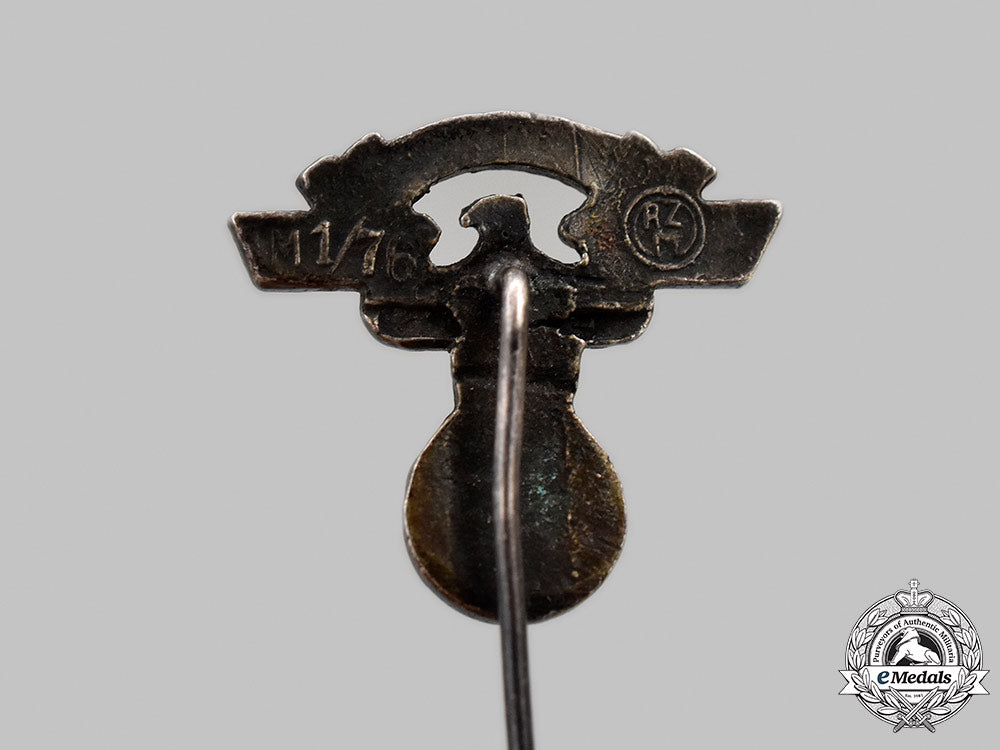 germany,_third_reich._a_mixed_lot_of_badges_and_stick_pins_99_m21_mnc8249