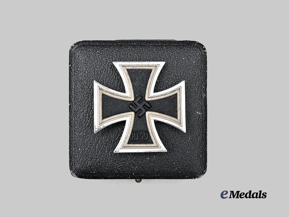 germany,_wehrmacht._a"_minty"1939_iron_cross_i_class,_with_case,_by_wilhelm_deumer_e_medals__g61755_4