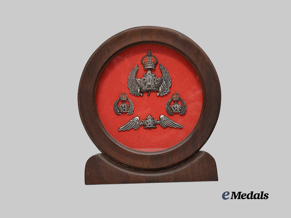 canada,_c_a_f._a_framed_set_of_interwar_c_a_f_badges_e_medals__m0432-253_2