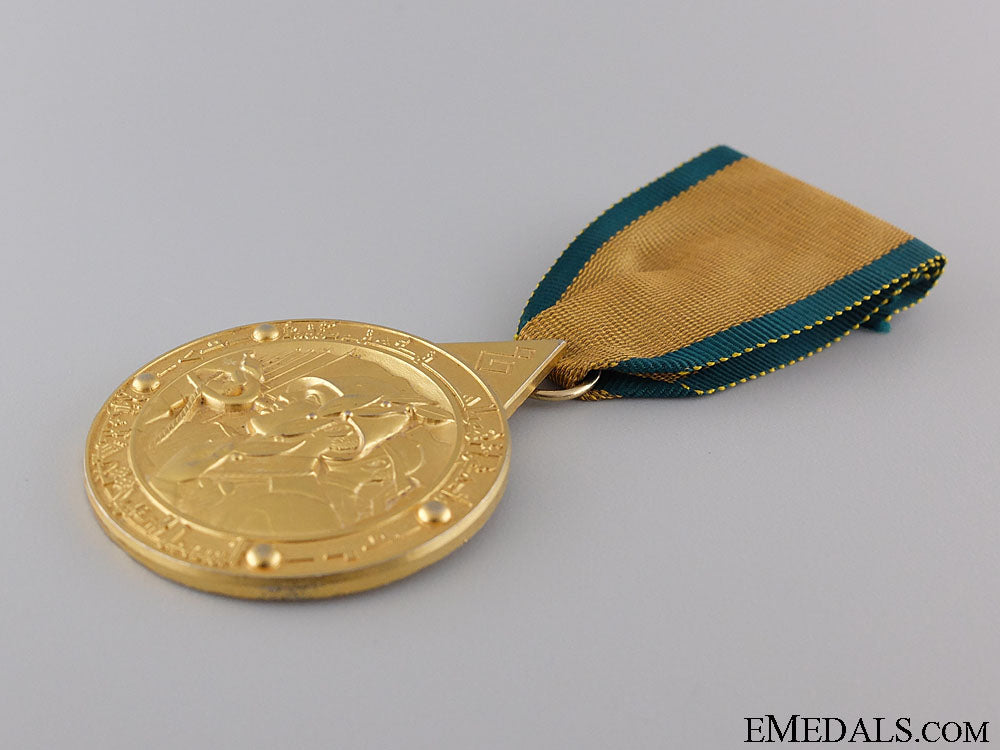 an1921-1971_iraqi_army_golden_jubilee_medal_9.jpg543e8729dbfd0